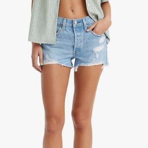 NWT 501 high rise Levi shorts size 32